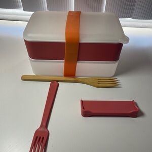 Two Compartment Stackable Bento Box With 2 Forks  Easy Plastic Lunch Box